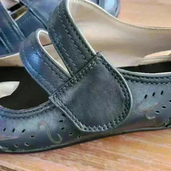 Ross Hommerson Chelsea Mary Jane Velcro Close Leather Flexible Mary Jane 11SS - Picture 8 of 15